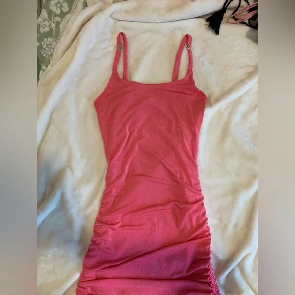 Pink sparkly body-con ruched dress with diamond hearts - Picture 1 of 8